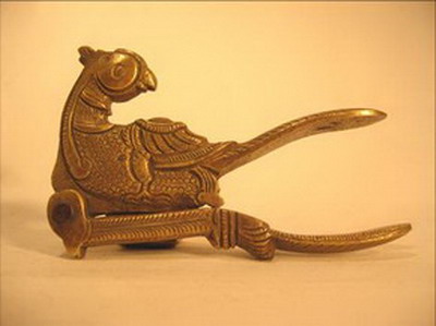 betel ciseaux noix arec forme d oiseau bronze inde