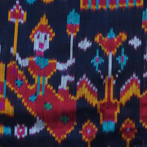 etole soie ikat tissee main multicolore sur fond noir bordure rouge cambodge